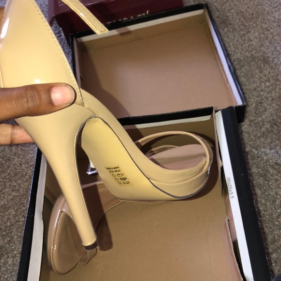 Micheal Antonio Tan Heels! - Picture 6 of 6